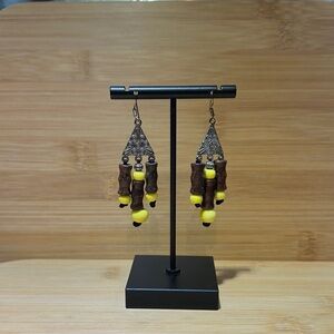 🌸Artisan Yellow and Brown Beaded Earrings